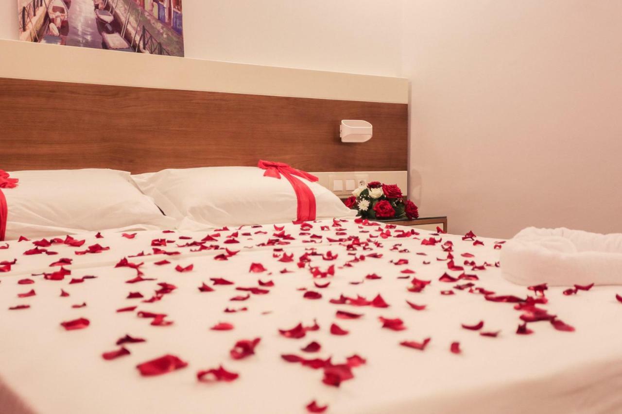 Hotel Makarim Tétouan Kültér fotó